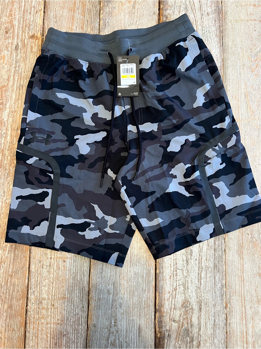 Under Armour Men's Camo Athletic Shorts - Gray/Black